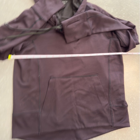 Athleta Athletic Top Long Sleeve Hoodie - Picture 6 of 10